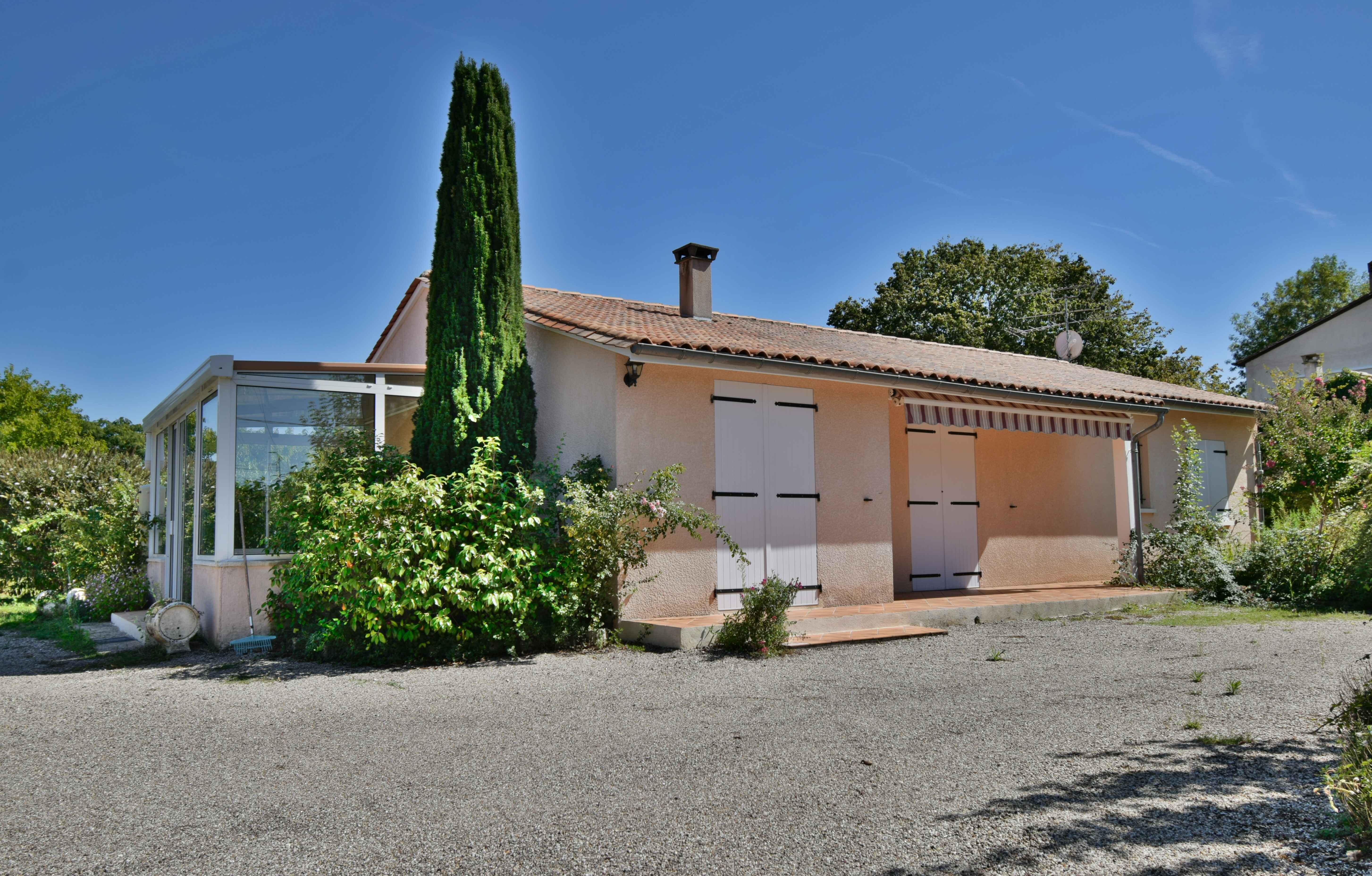 vente Bergerac Est Maison plain pied 98m2 + dépendance 32m2 + garage